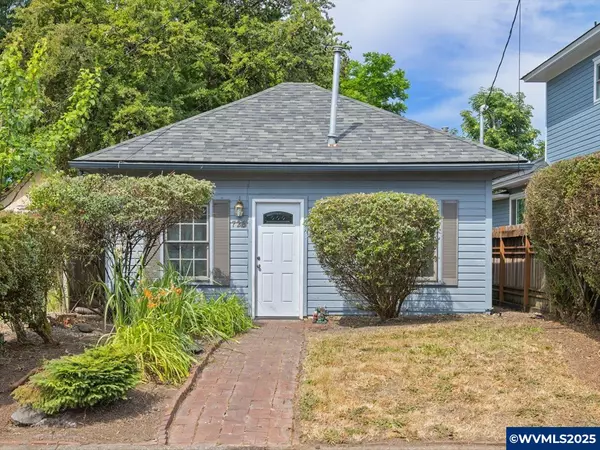 726 10th St, Corvallis, OR 97333