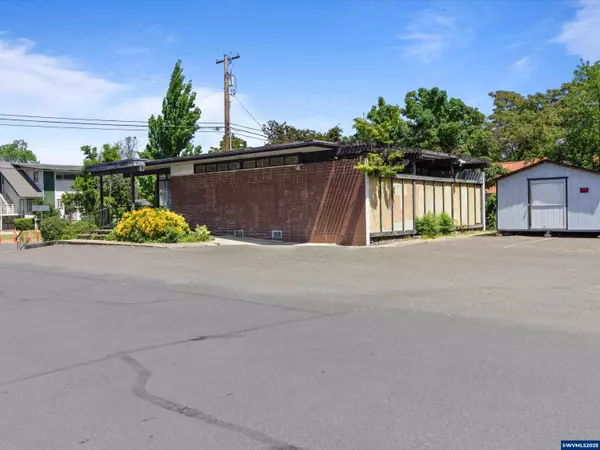 Medford, OR 97501,1223 Main St