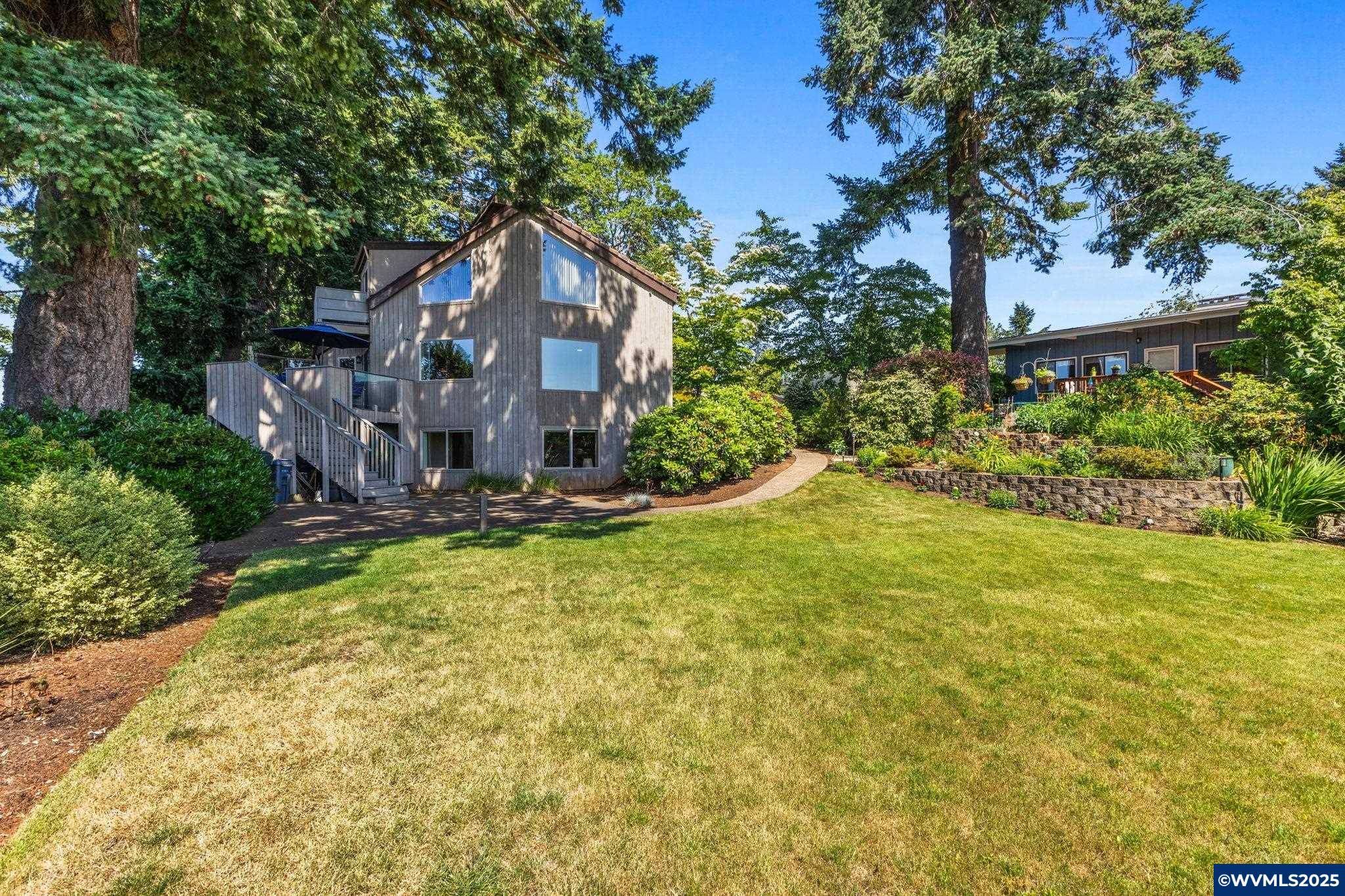 Salem, OR 97304,2990 Deering Dr NW NW