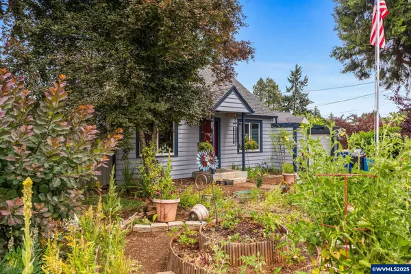 Salem, OR 97302,585 Madrona Av S S