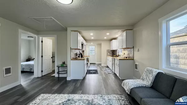 Salem, OR 97301,1925 Liberty St NE NE