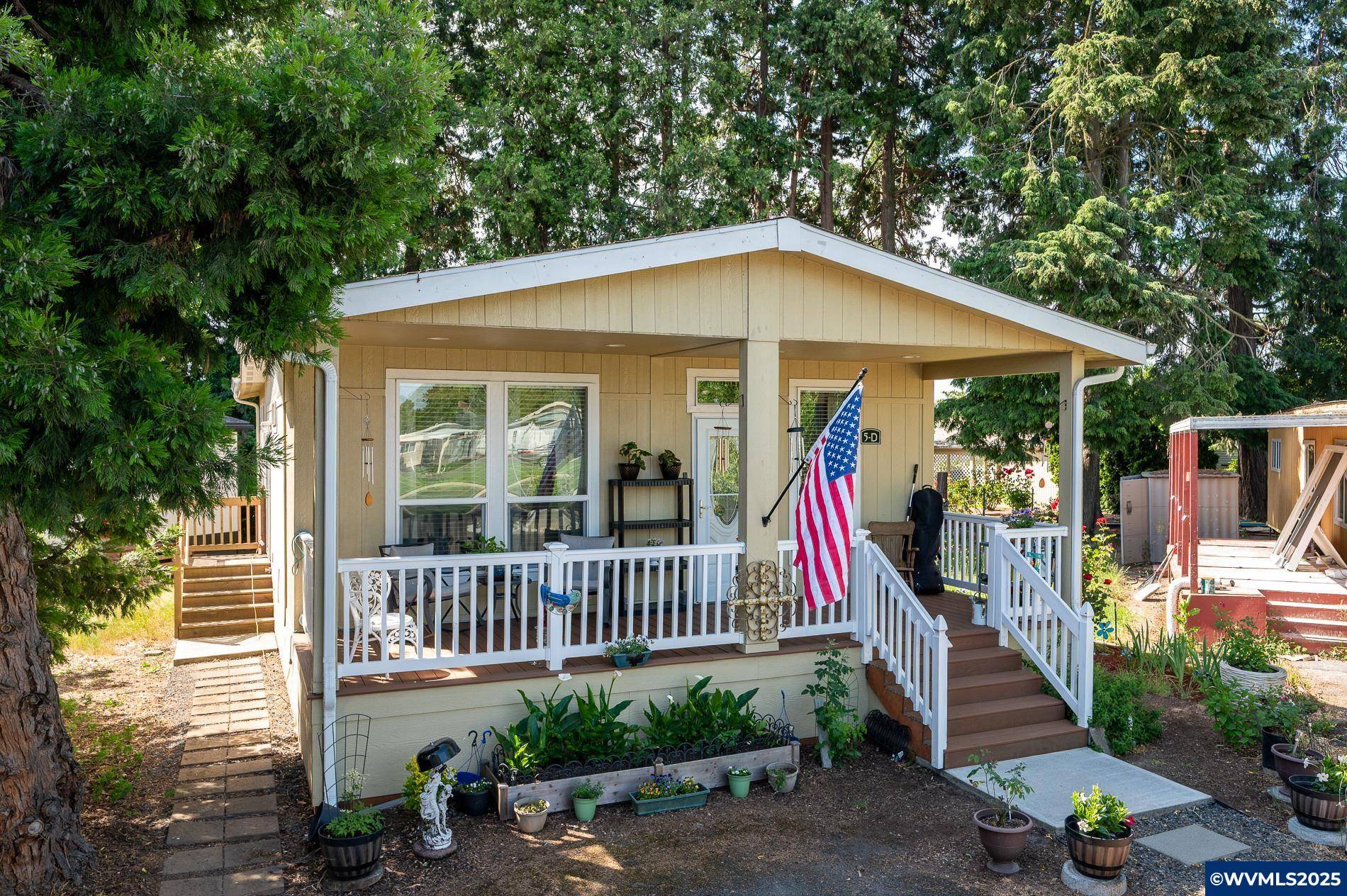 2200 Lancaster #5D Dr SE SE, Salem, OR 97301