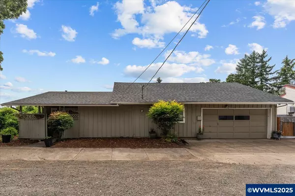 Silverton, OR 97381,315 Hill St