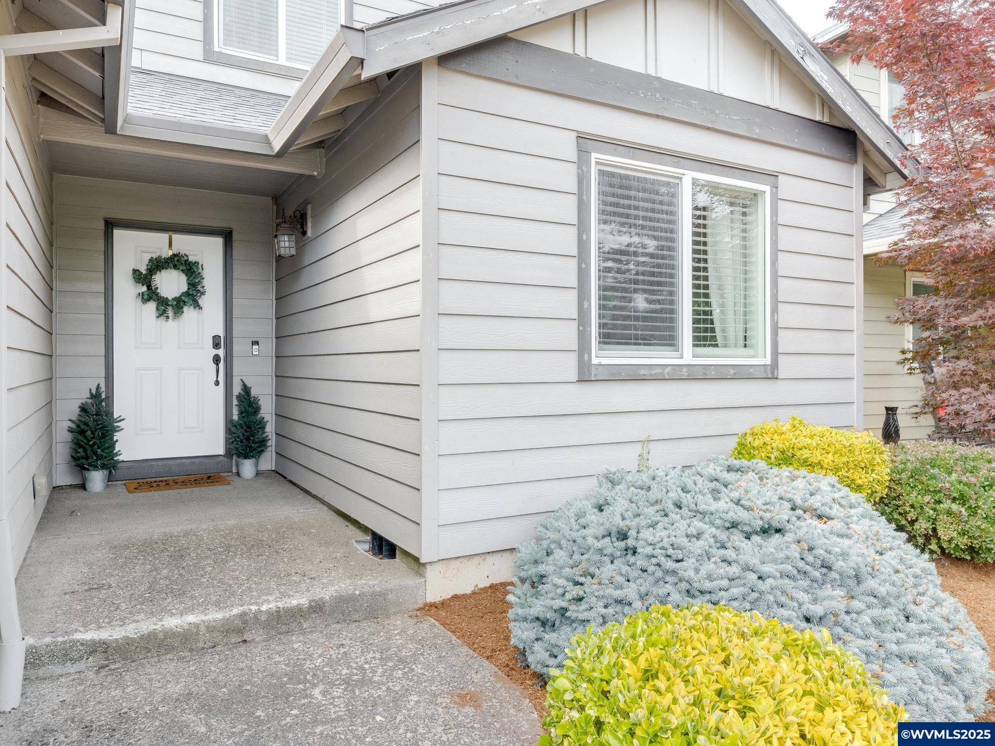 Woodburn, OR 97071,411 Vine Av