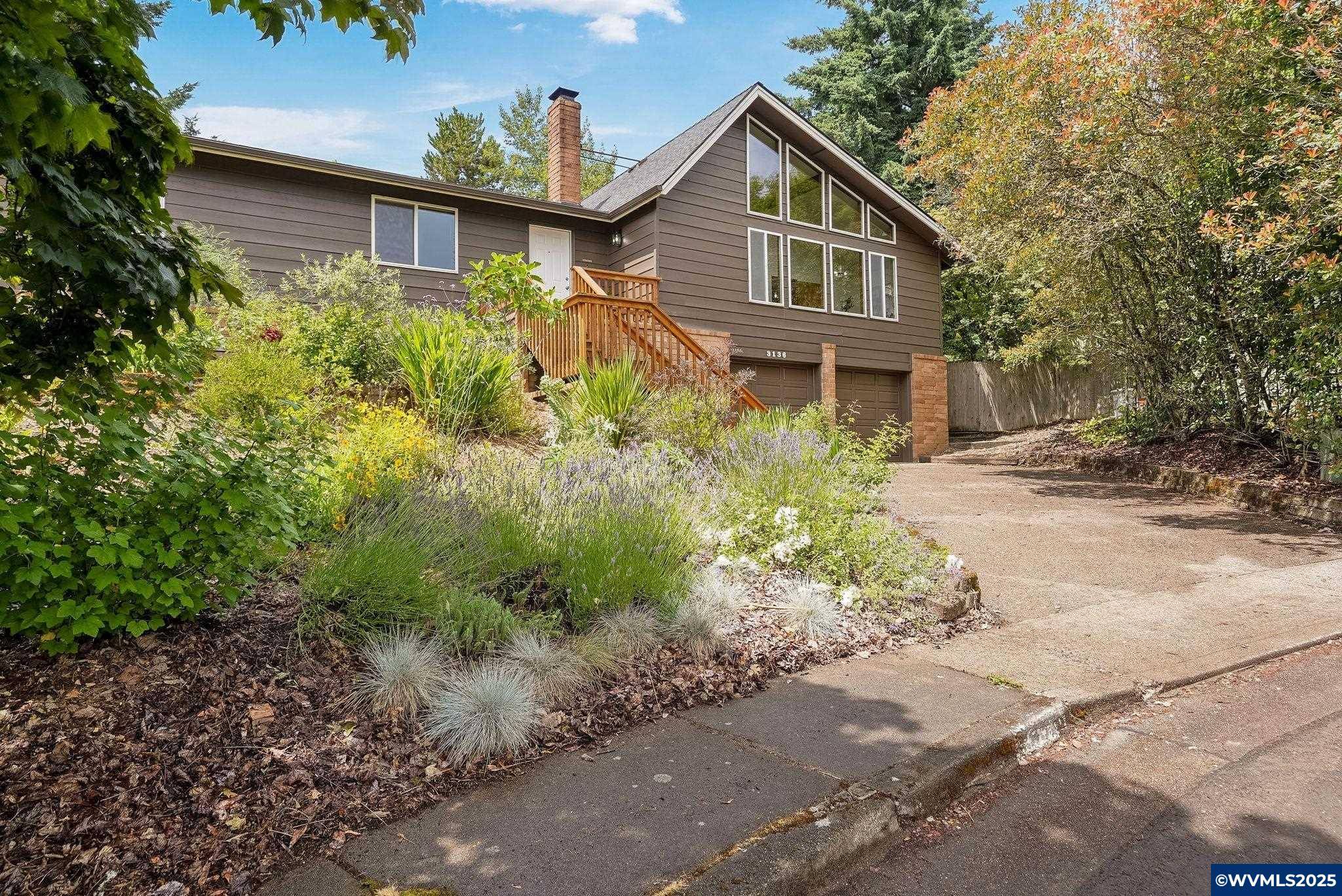 Corvallis, OR 97330,3136 Autumn St