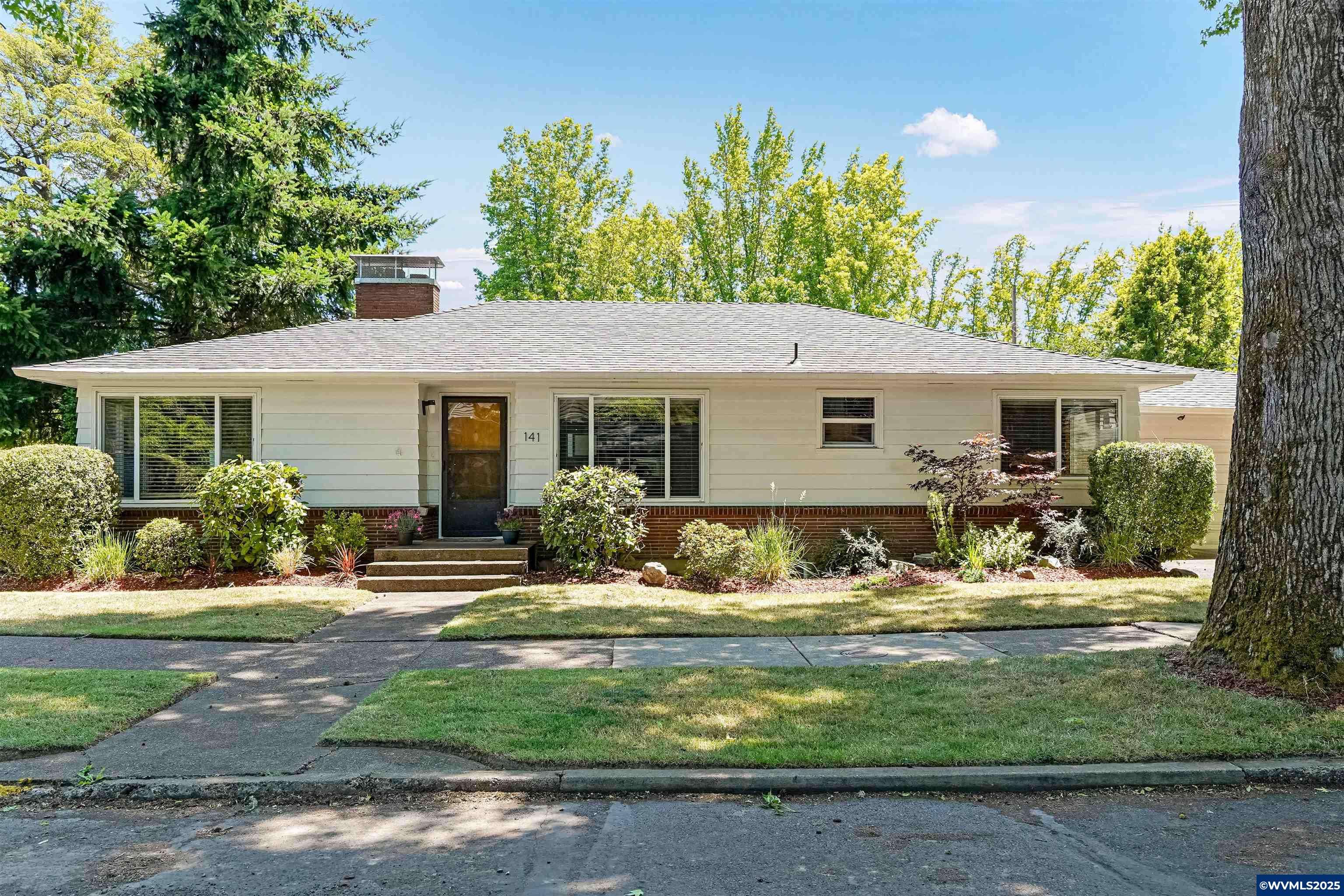 141 29th St, Corvallis, OR 97330