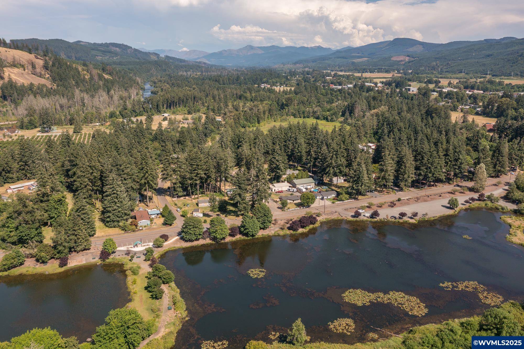 Lyons, OR 97358,526 13 Th St