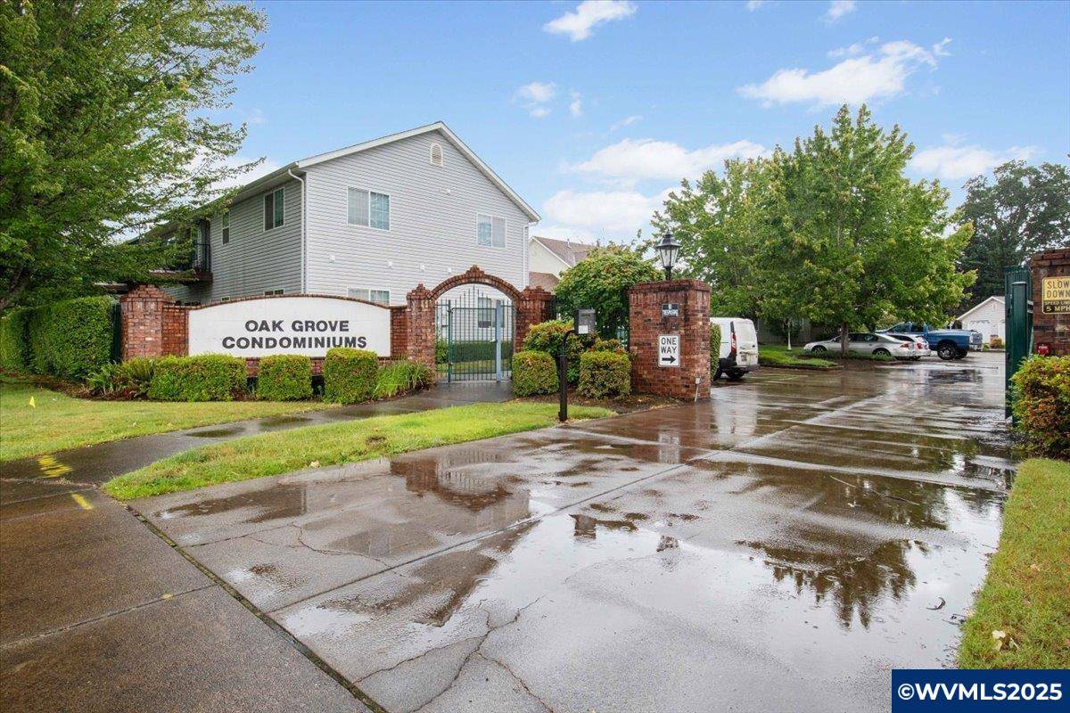 Lebanon, OR 97355,42 Weldwood Dr