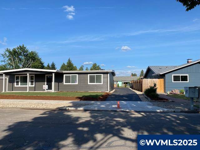Salem, OR 97305,4574 46th & 4576 Av