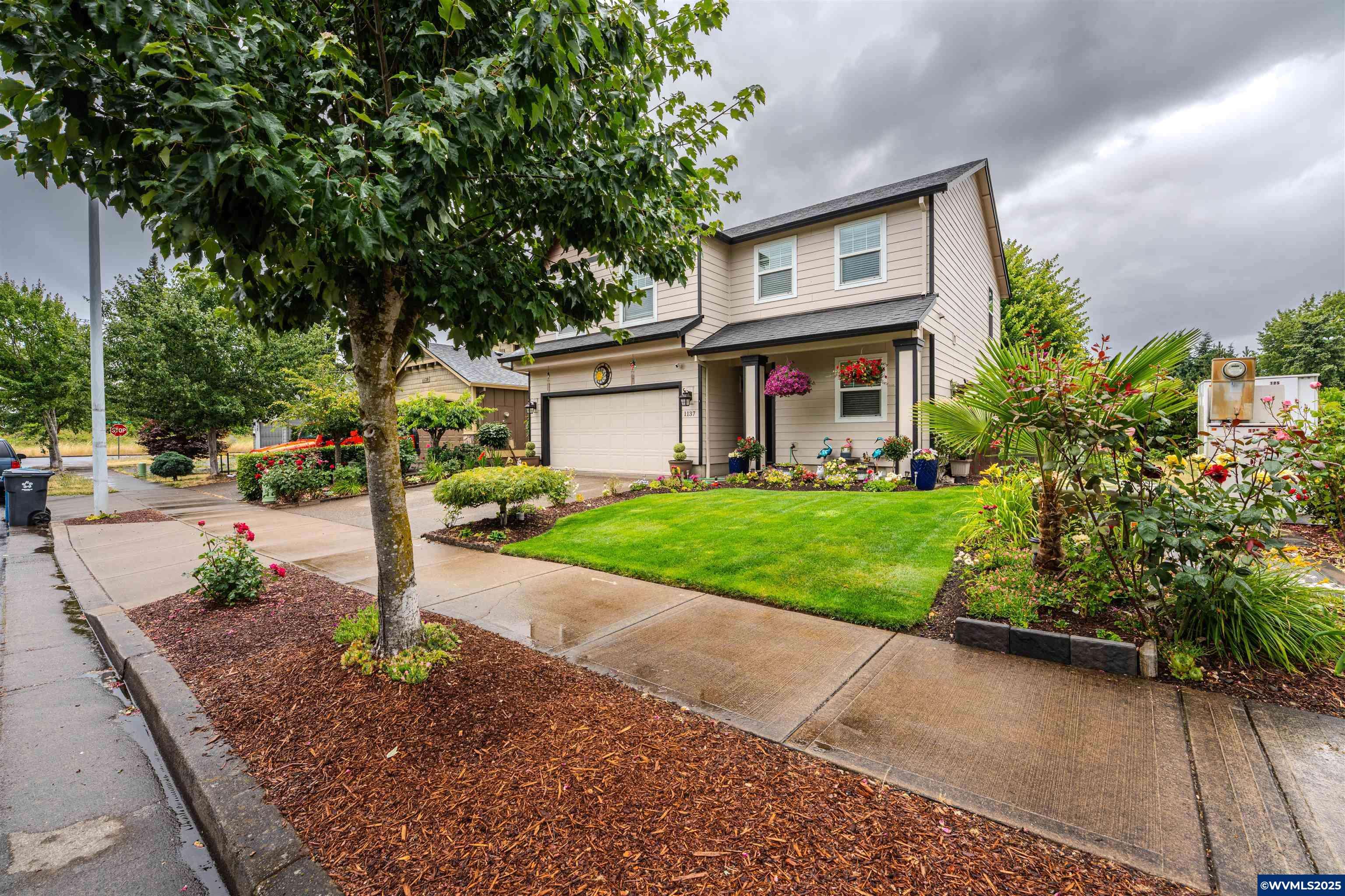 Woodburn, OR 97071,1137 Dahlia St