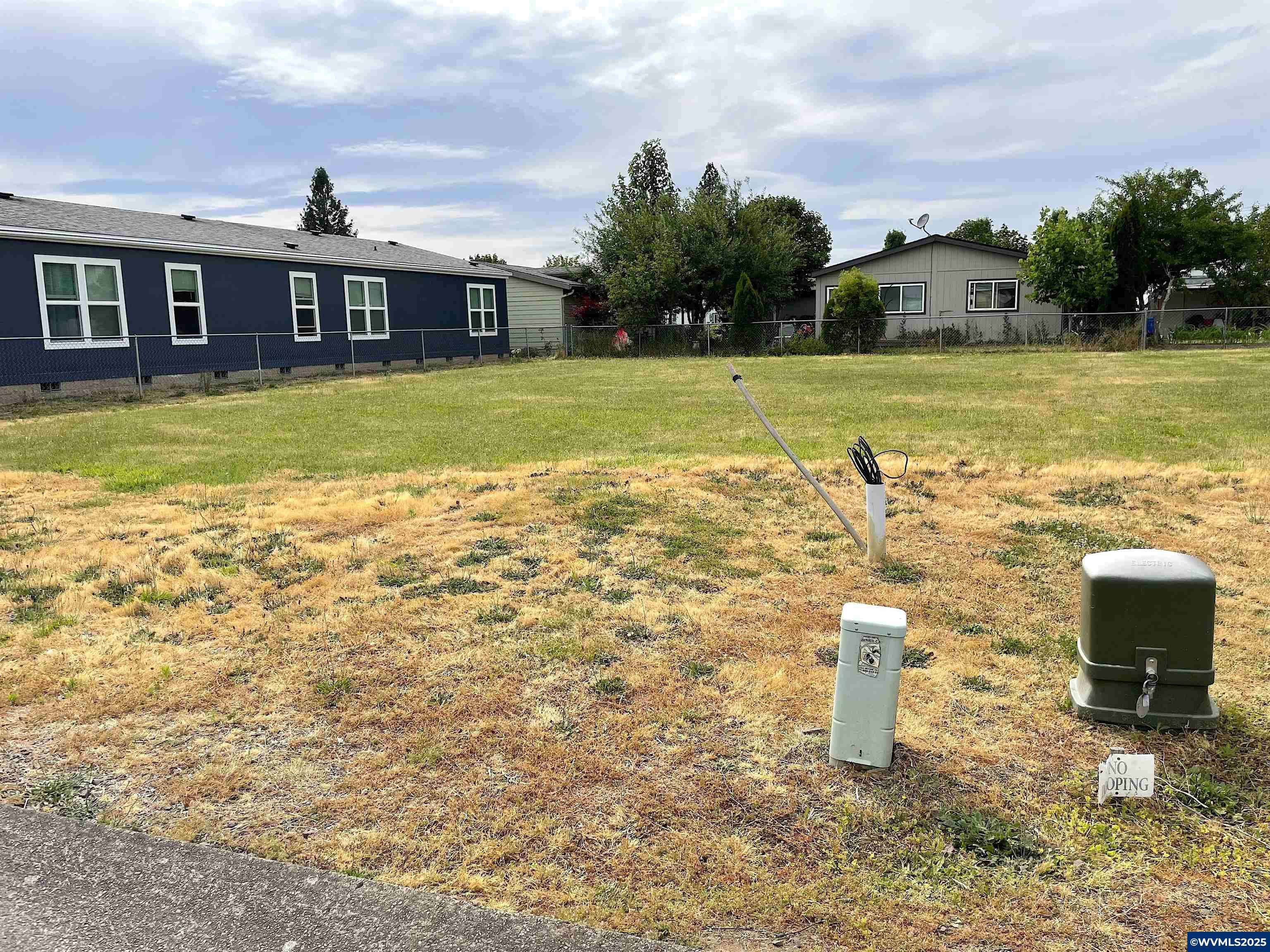 Woodburn, OR 97071,1597 Granite St