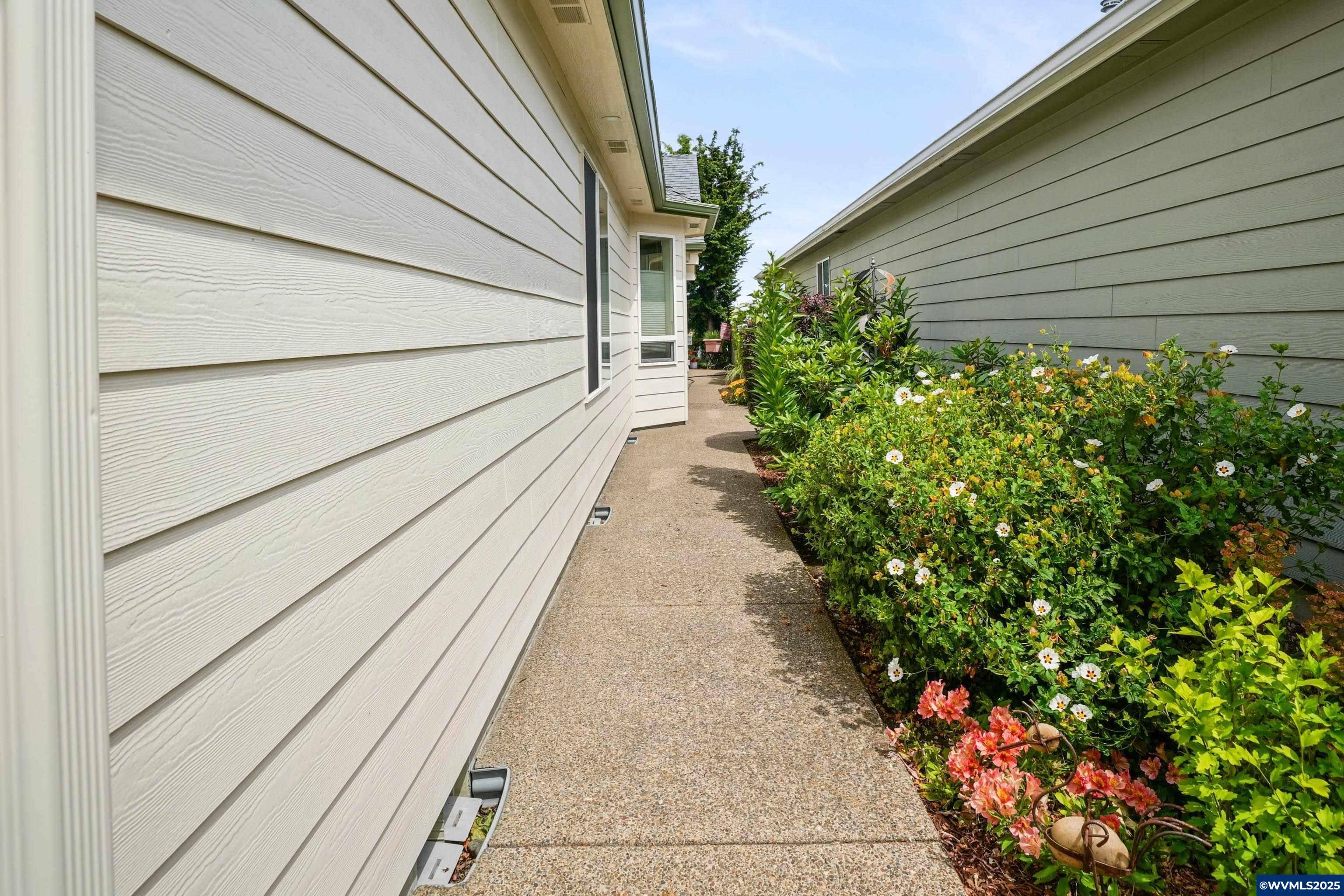 Dallas, OR 97338,724 St Andrews Ln