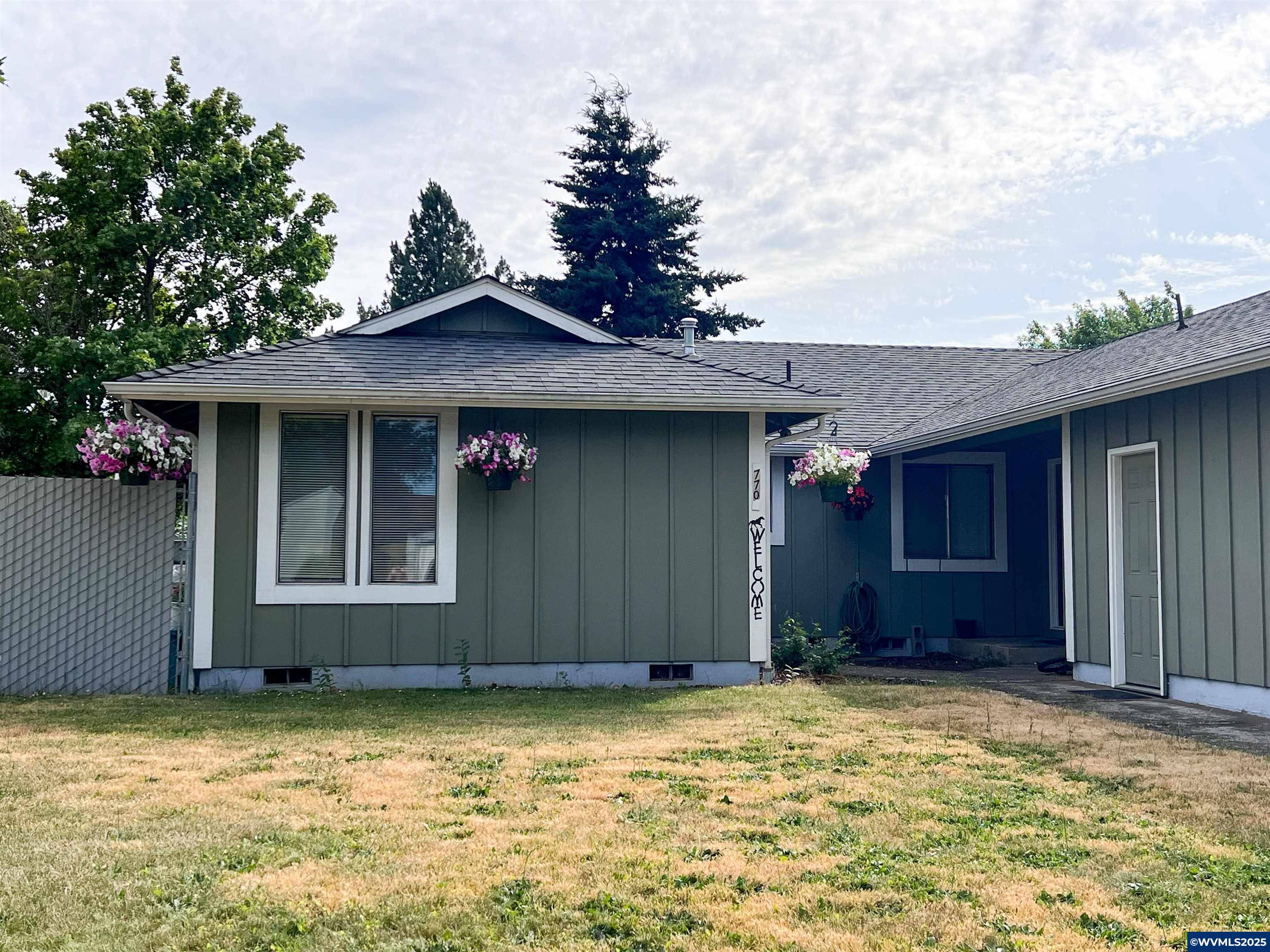 Lebanon, OR 97355,760 16th (-770) St