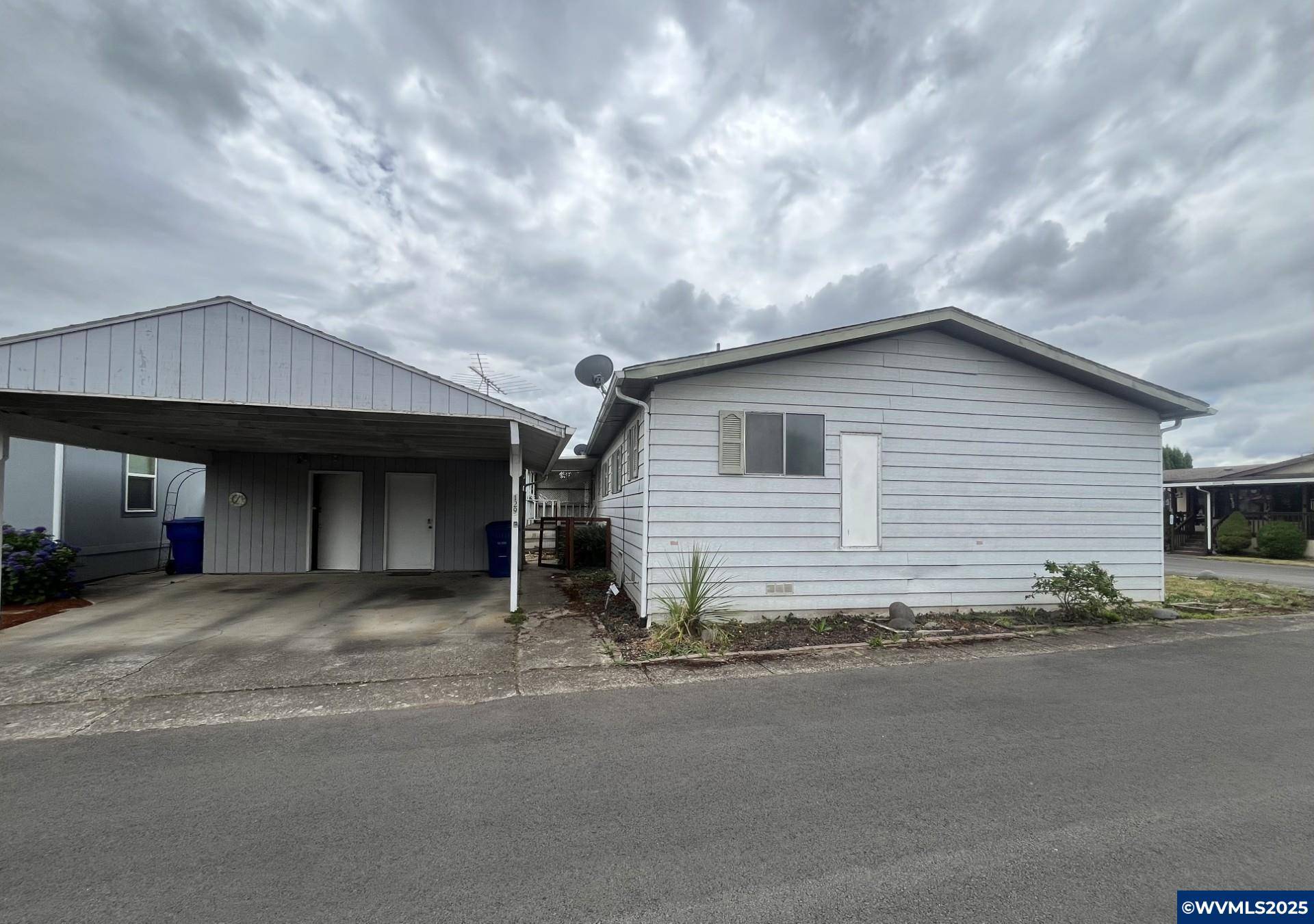 Salem, OR 97305,5422 Portland #129 Rd NE NE