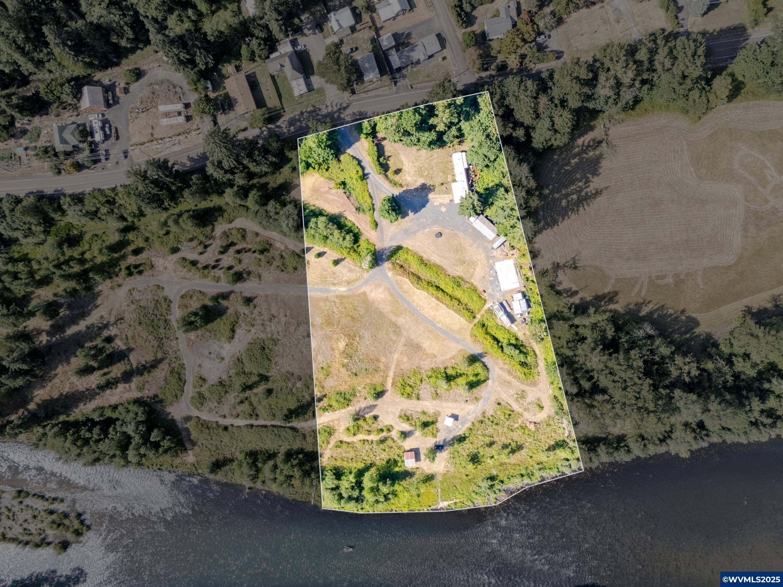 Sweet Home, OR 97386,42688 River Dr