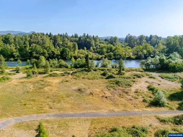 Sweet Home, OR 97386,42688 River (NEXT TO) Dr
