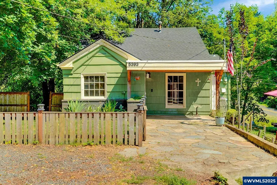 5393 Faith Av NE NE, Salem, OR 97305