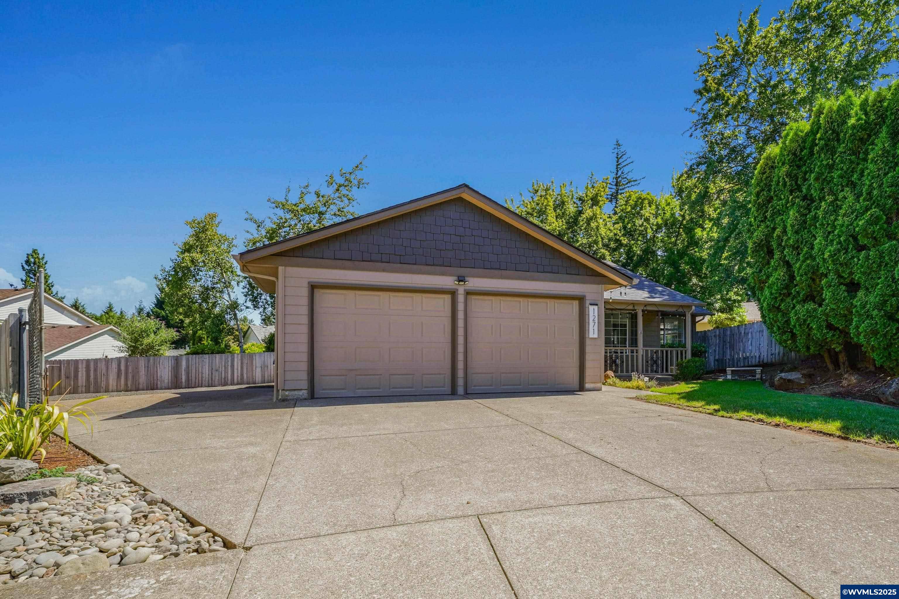 Salem, OR 97302,1271 Chrissy Ct S S