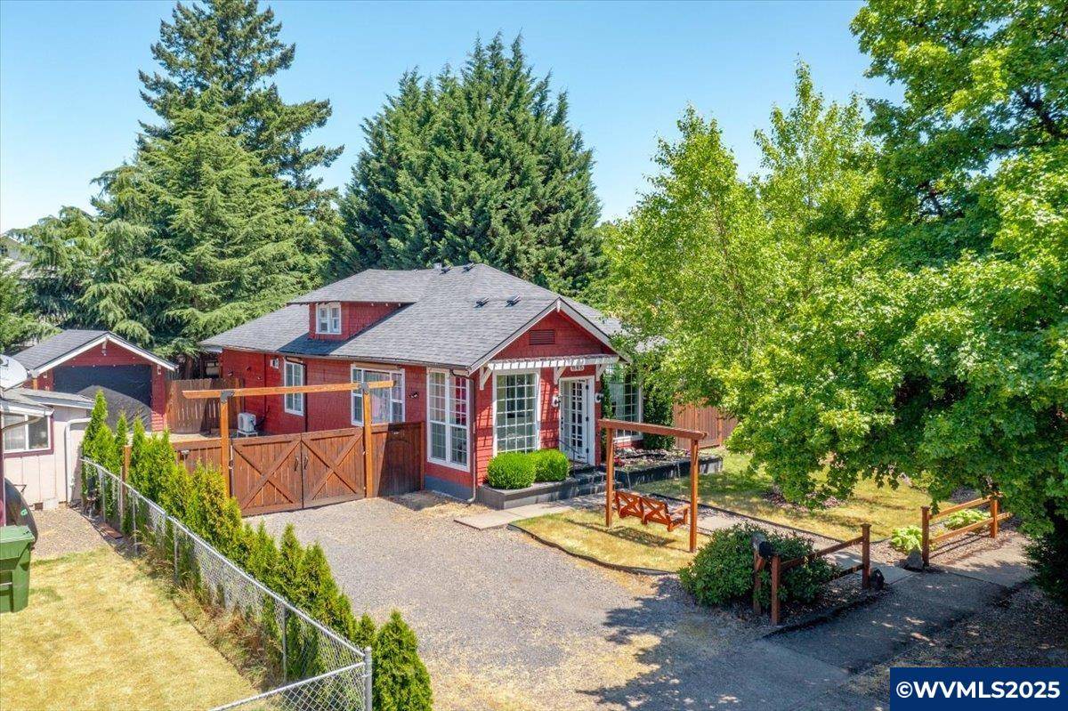 845 Norway St NE NE, Salem, OR 97301