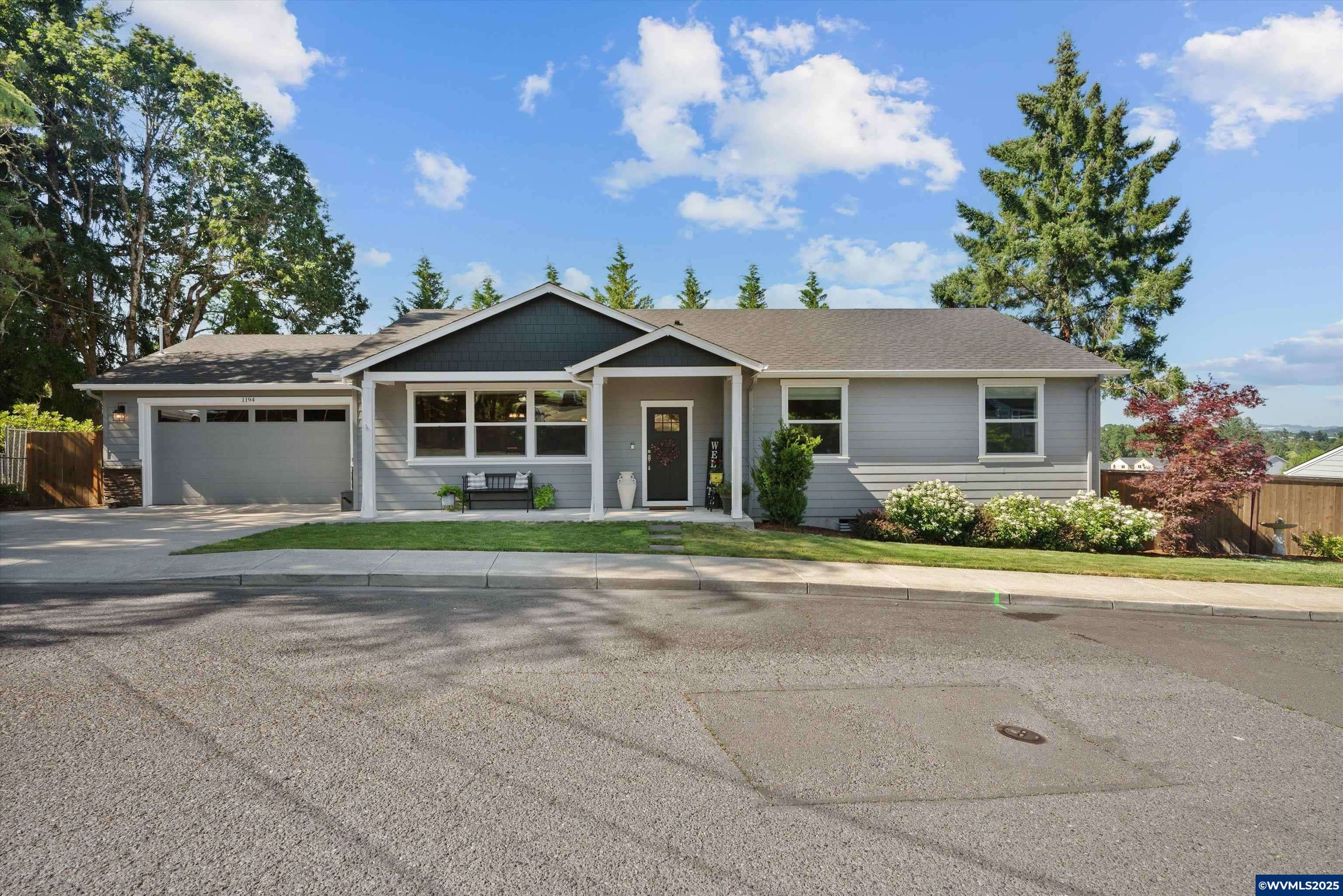 Dallas, OR 97338,1194 Maple St