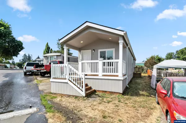 Sweet Home, OR 97386,1530 Tamarack #11 St