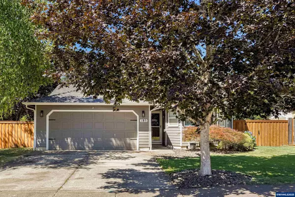 185 Applegate Trail Dr, Dallas, OR 97338