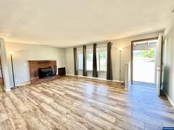 Willamina, OR 97396,19353 Fendall Rd