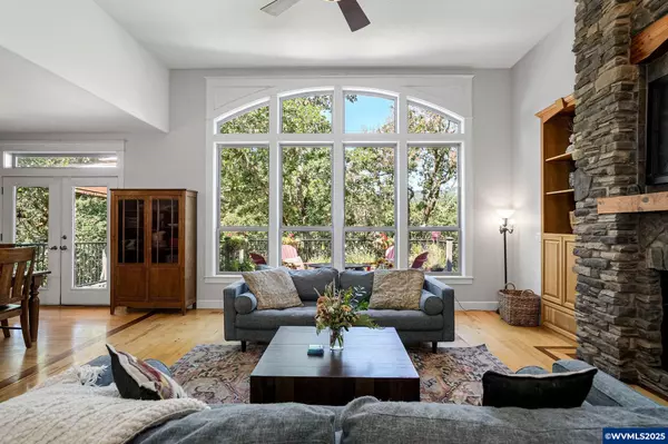 Corvallis, OR 97330,7175 Oak Creek Dr