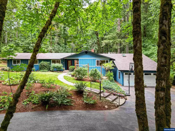 1185 Country Hills Dr, Corvallis, OR 97330