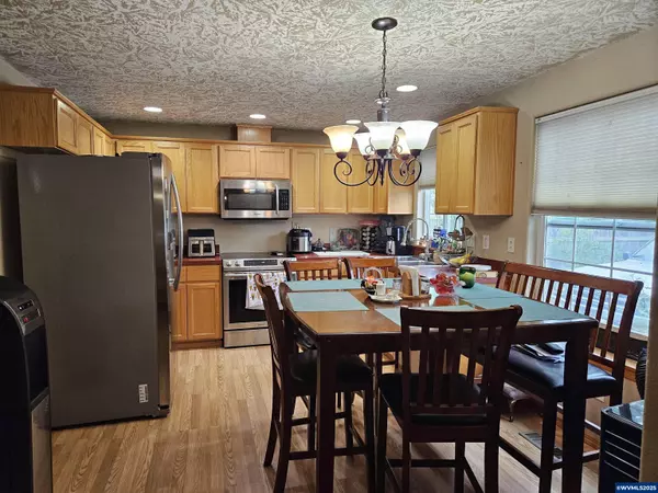 Salem, OR 97317,738 Oscar Ln SE SE