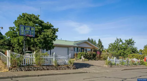 Salem, OR 97317,4897 Adobe St SE SE