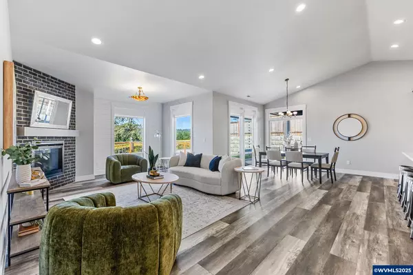 Dallas, OR 97338,625 Crater Lake Dr