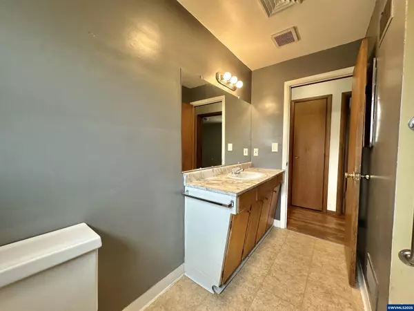 Corvallis, OR 97330,1004 34th St