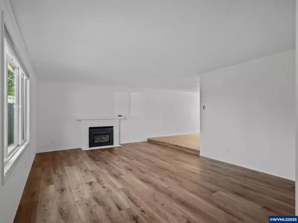 Salem, OR 97305,3756 Lynette Ct NE NE