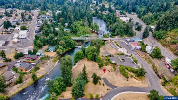 Mill City, OR 97360,150 Santiam Pointe Lp NE NE