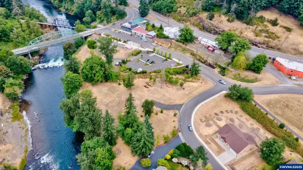 Mill City, OR 97360,150 Santiam Pointe Lp NE NE