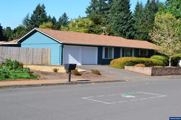 2007 Joseph St S S, Salem, OR 97302