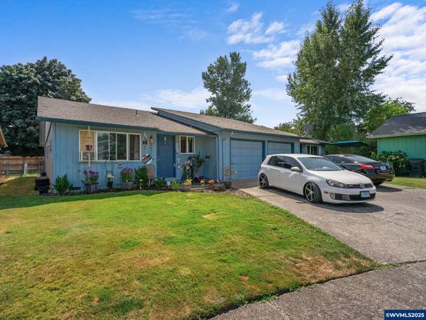 Salem, OR 97317,4862-4864 Cougar Ct SE SE