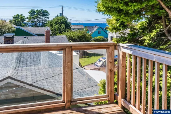 Lincoln City, OR 97367,1744 13th St