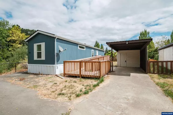 141 17th #70 St, Independence, OR 97351