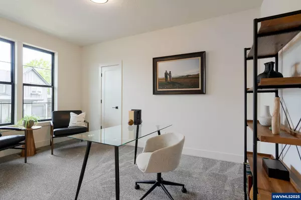 Salem, OR 97302,3653 Maidenhair Pl S S