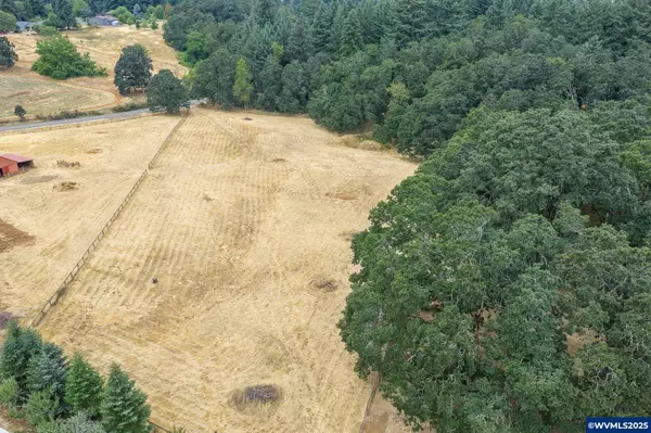 Salem, OR 97317,5150 Delk Ln SE SE