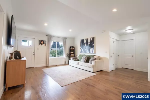 Salem, OR 97301,4417 Short Line Ln NE NE