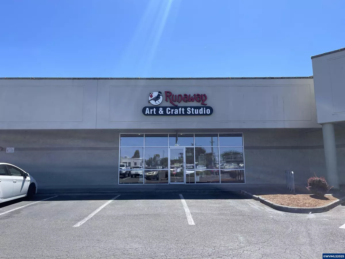 Salem, OR 97302,4635 Commercial St SE SE
