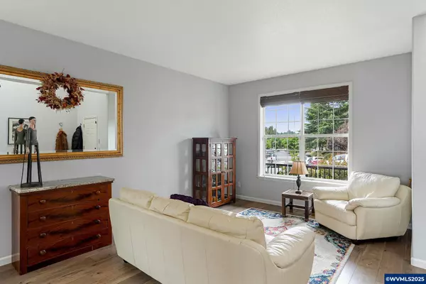 Salem, OR 97302,2175 Churchill Av SE SE