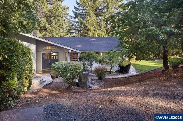 7995 Hope Dr, Corvallis, OR 97330