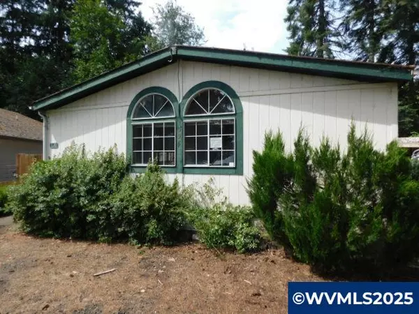 1598 40Th Ln, Sweet Home, OR 97386