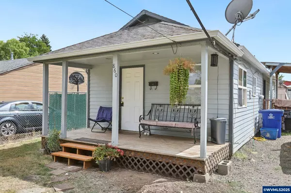 Woodburn, OR 97071-3204,860 1st St