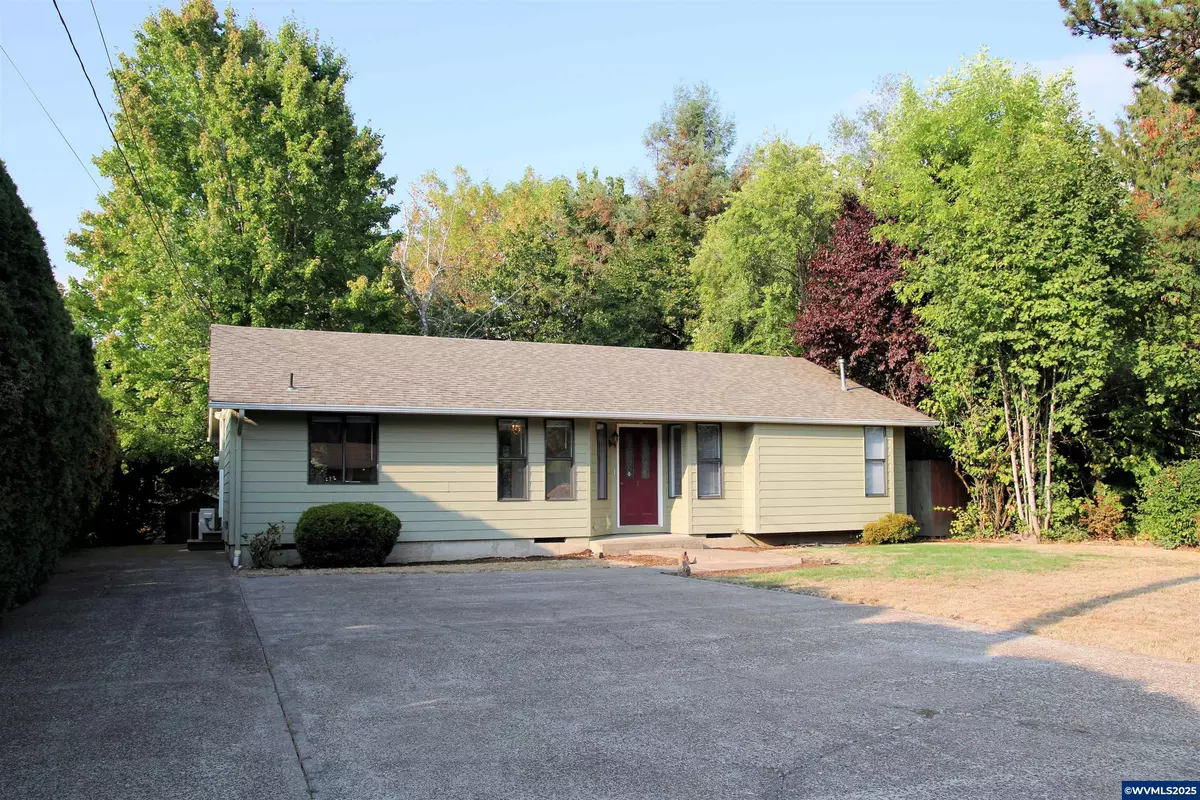 Albany, OR 97321-0000,1221 36th Av SW SW