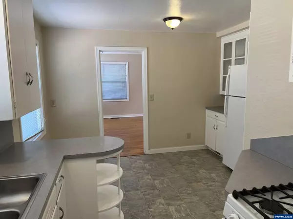 Albany, OR 97321,220 7th Av SE SE